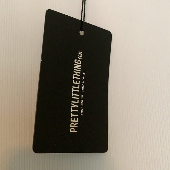 White Scoop Neck Bodycon / Fitted Dress - Picture 3 of 3